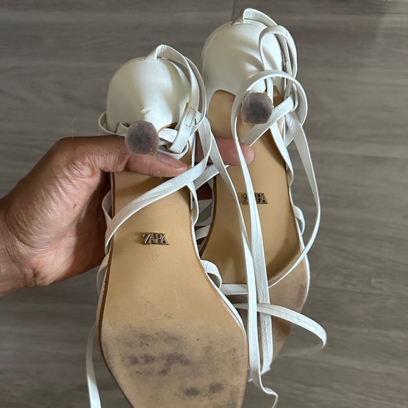 Zara Women's Cream Lace-Up Sandals - Picture 4 of 5